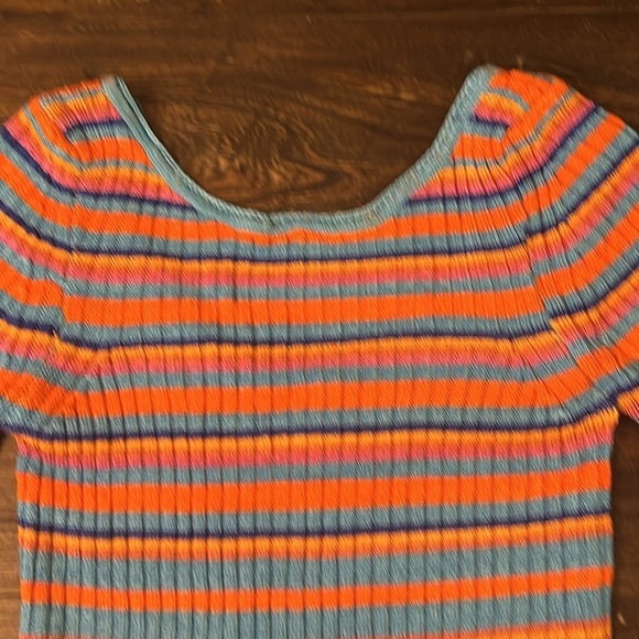 FREE PEOPLE Textured Short Sleeves Crop Sweater Striped Size Medium NWT - Picture 4 of 7